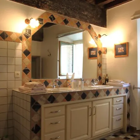 La Tour Bocsozel Guest house